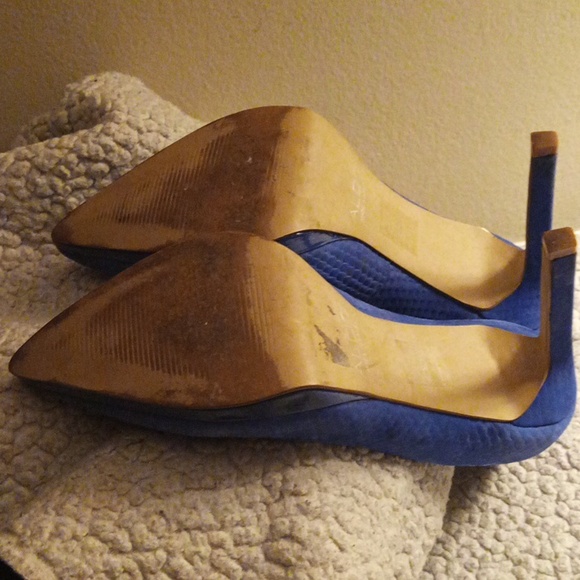 Aldo Blue snakeskin Pumps - Picture 5 of 7